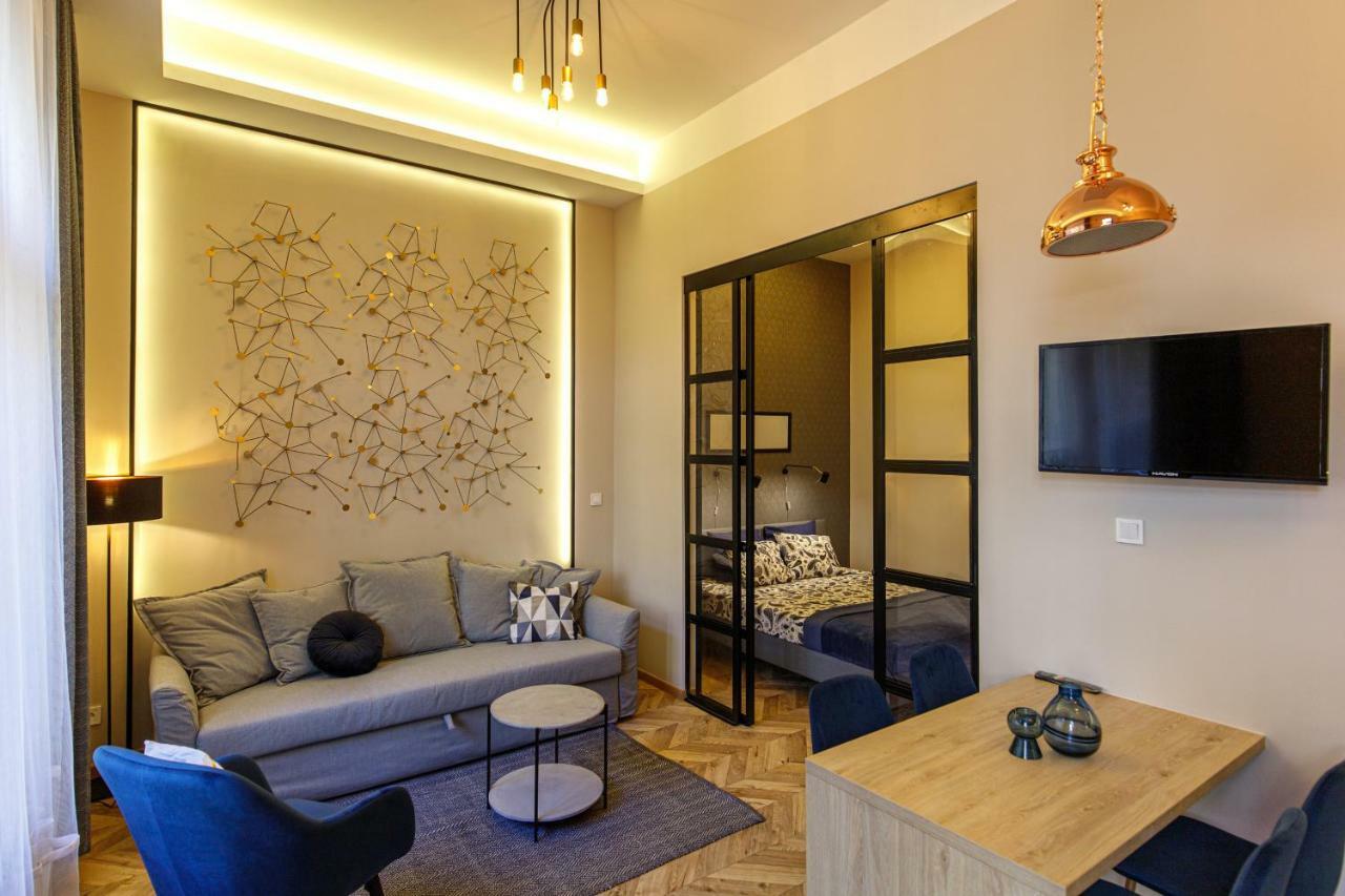 בודפשט E13 - Elegant Apartment מראה חיצוני תמונה